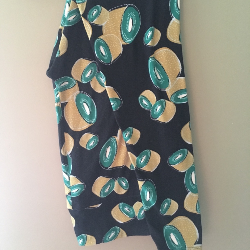 Lularoe Kiwi leggings TC